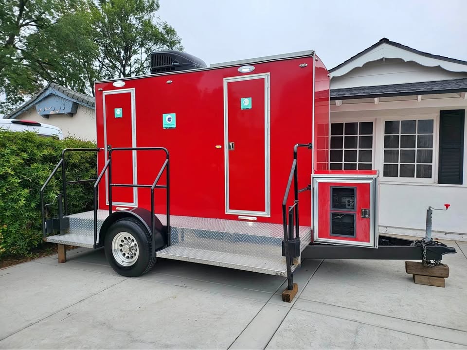 2-Station Signature Red Standard w/ Safety Rails